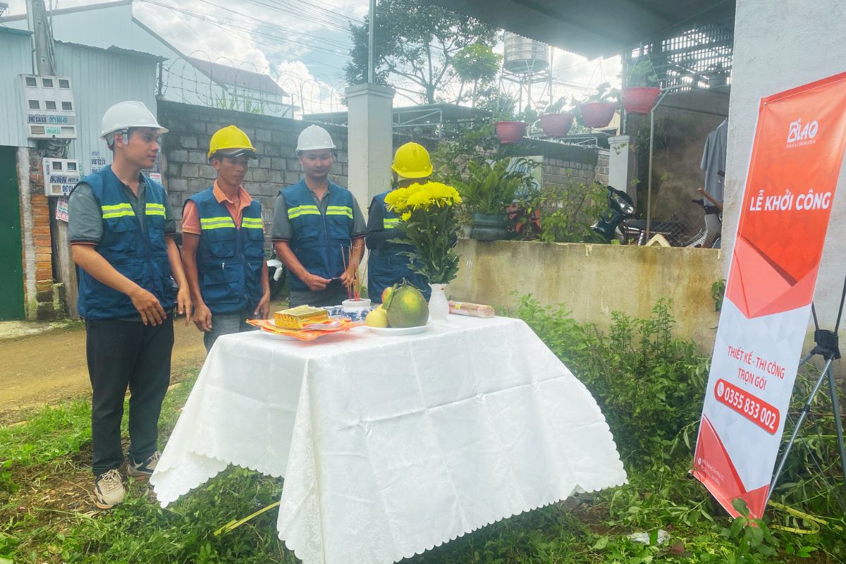 khởi công nhà phố gia đình cô phúc tại thành phố Bảo Lộc do Xây Dựng BLAO thực hiện