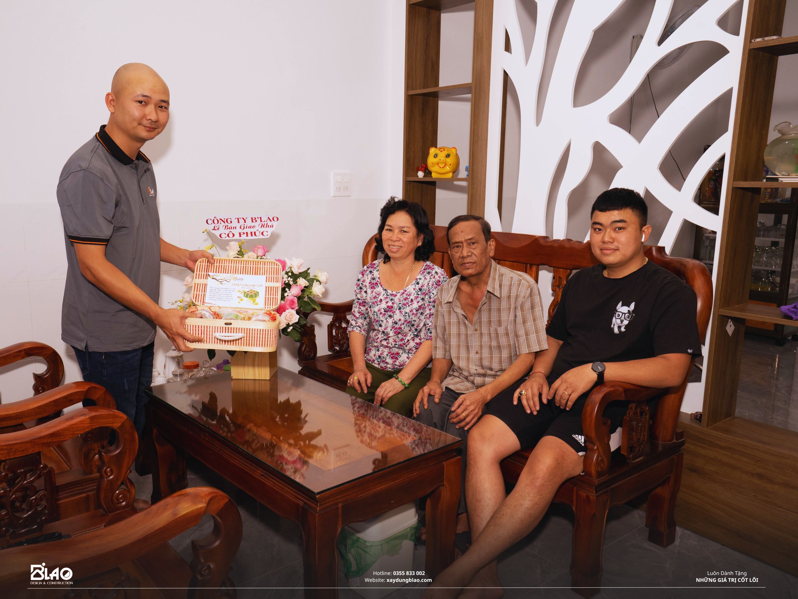 Trải qua hơn 03 tháng thực hiện thi công, nhà phố gác lửng của gia đình Cô Phúc cũng đã được hoàn thiện bàn giao và đưa vào sử dụng.