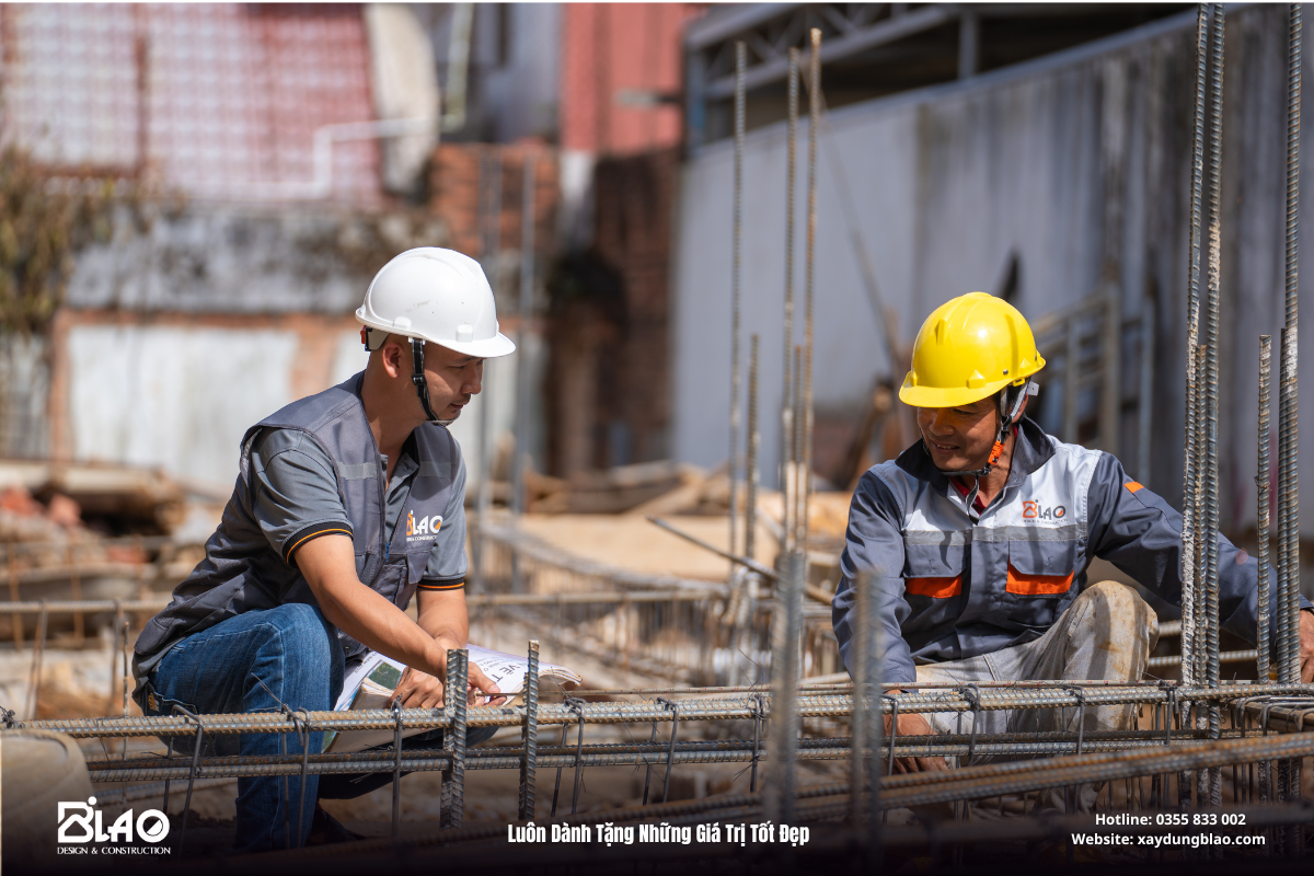 Với mong muốn nâng tầm trải nghiệm khách hàng khi lựa chọn dịch vụ xây nhà trọn gói tại Lâm Đồng, B'LAO đã chính thức thay đổi đồng phục cho toàn bộ anh em thi công.
