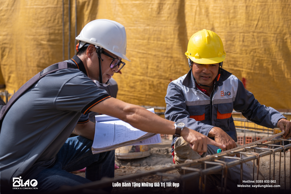 Với mong muốn nâng tầm trải nghiệm khách hàng khi lựa chọn dịch vụ xây nhà trọn gói tại Lâm Đồng, B'LAO đã chính thức thay đổi đồng phục cho toàn bộ anh em thi công.