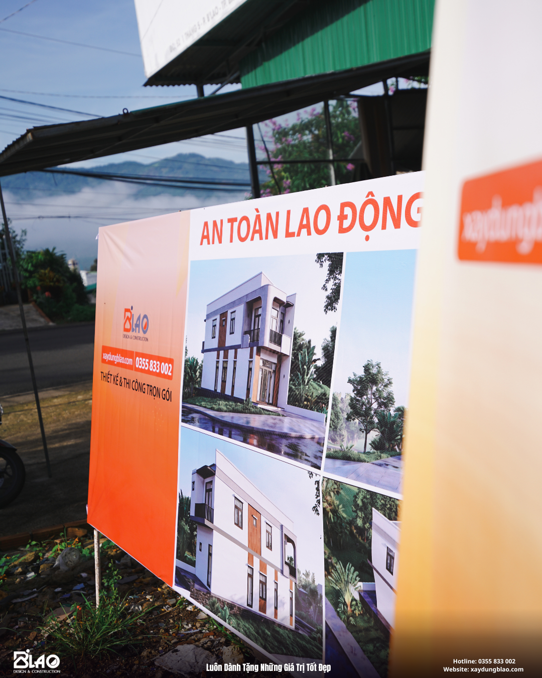 hơn 3 tháng cùng đội ngũ B'LAO trao đổi, chỉnh sửa từng chi tiết. Bằng sự tận tâm trong tư vấn và giải pháp thiết kế phù hợp cho ngôi nhà phố hiện đại