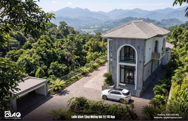 Điều đáng giá nhất của một biệt thự vườn có lẽ không nằm ở diện tích hay quy mô. Mà nằm ở cách công trình được đặt giữa thiên nhiên.